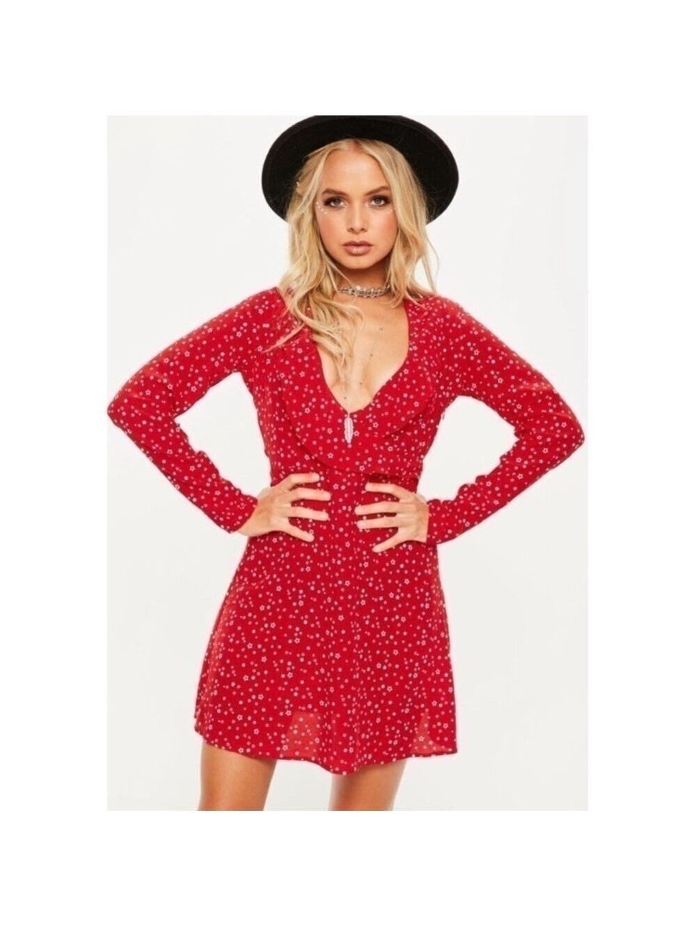 MISSGUIDED Red Star Ruffle Detail Tea Dress - Picture 3 of 11